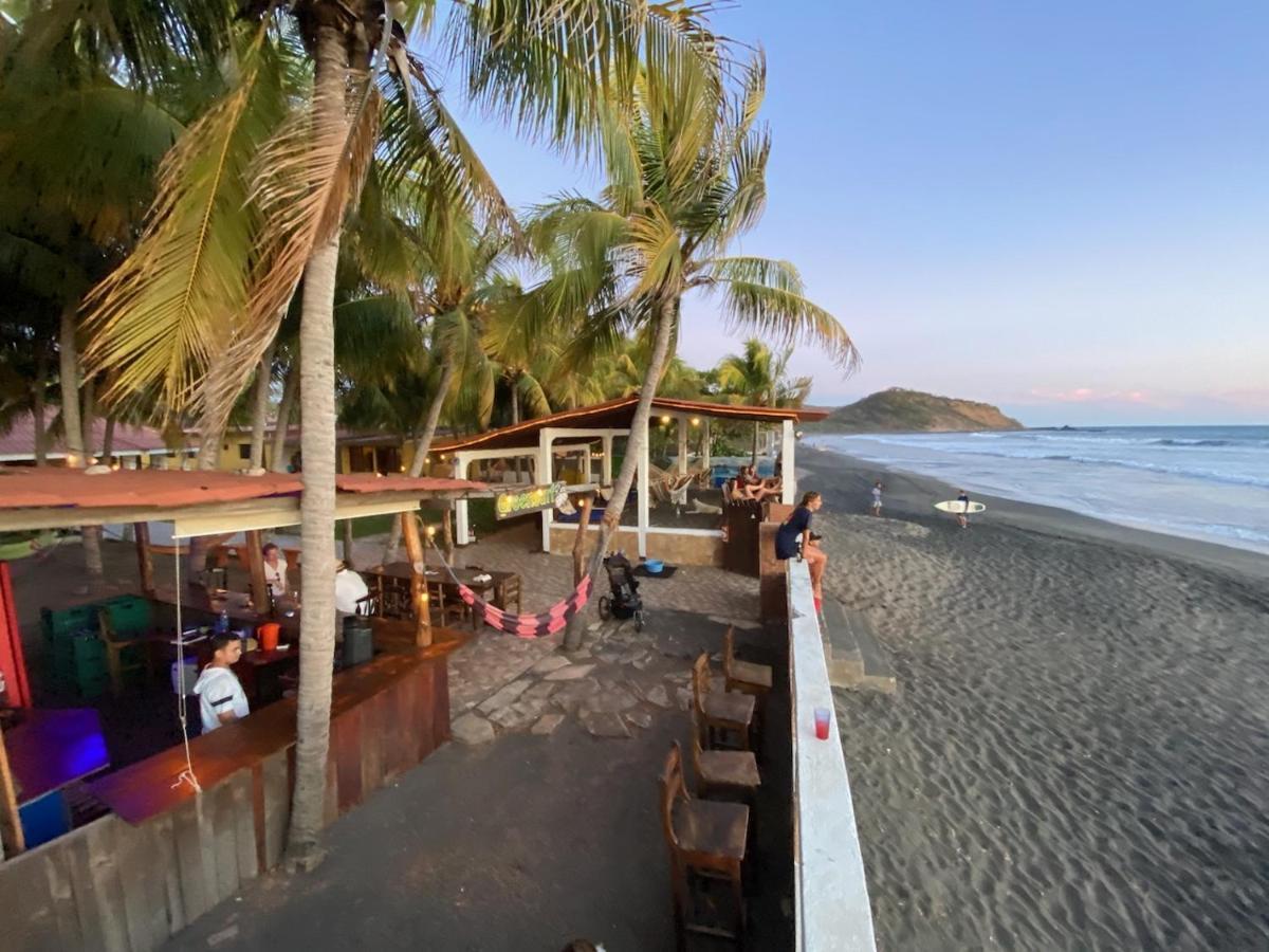 Solid Surf Camp Hostel Nicaragua Transito Esterno foto