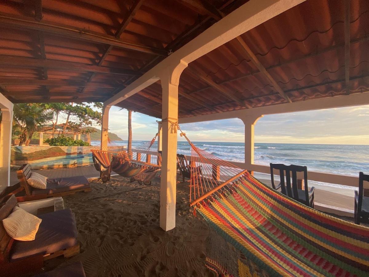 Solid Surf Camp Hostel Nicaragua Transito Esterno foto