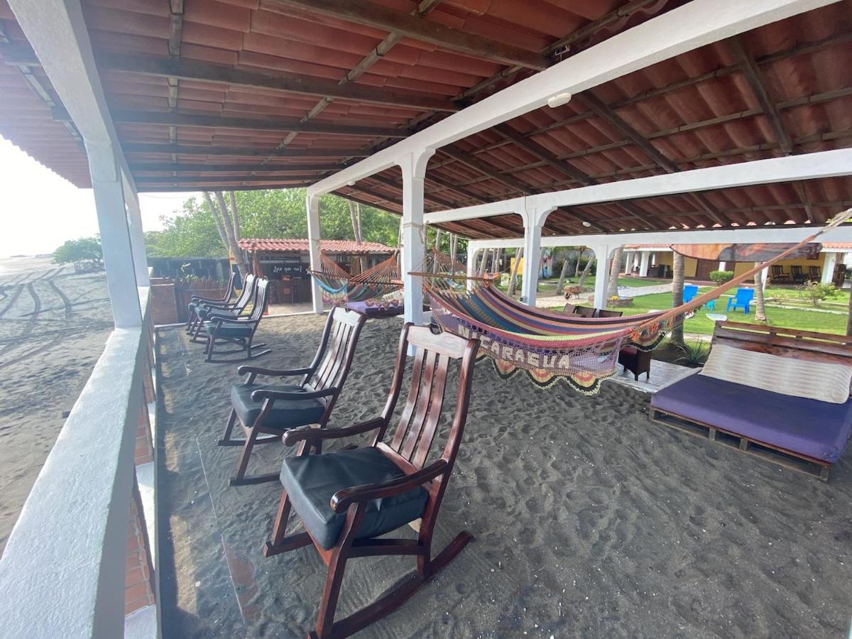 Solid Surf Camp Hostel Nicaragua Transito Esterno foto